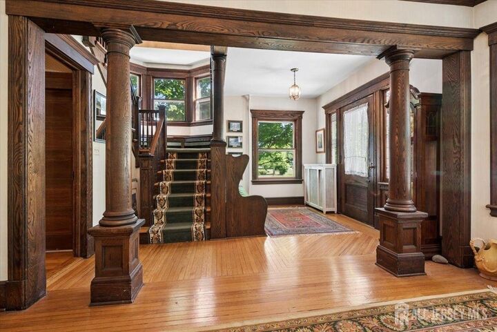 Property Photo:  261 Beechwood Avenue  NJ 08846 