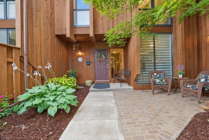 Property Photo: 4997 Chuckleberry Lane OH 43081