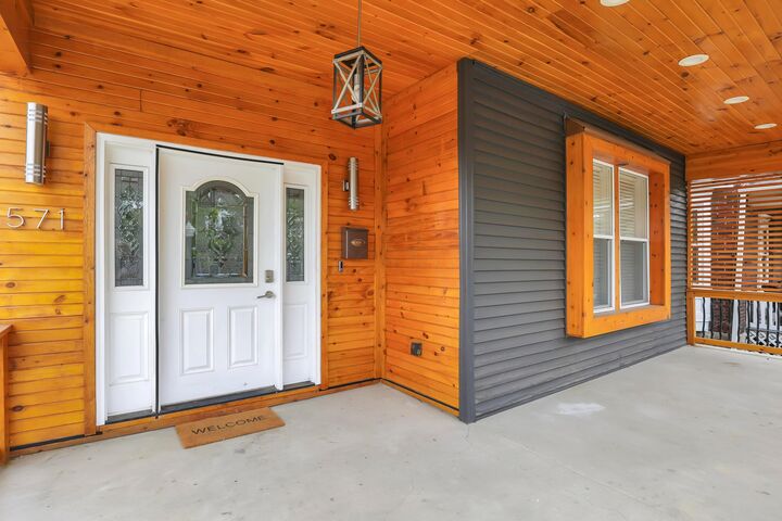 Property Photo: 571 Linwood Avenue OH 43205