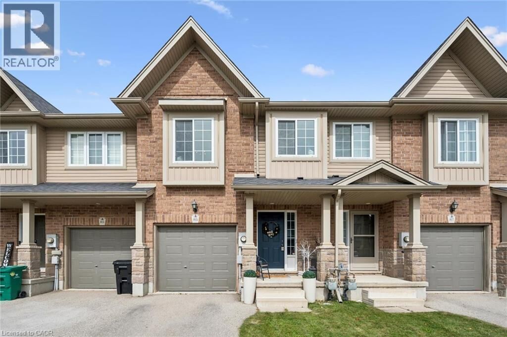 Property Photo:  915 Zeller Crescent  ON N2A 0C7 