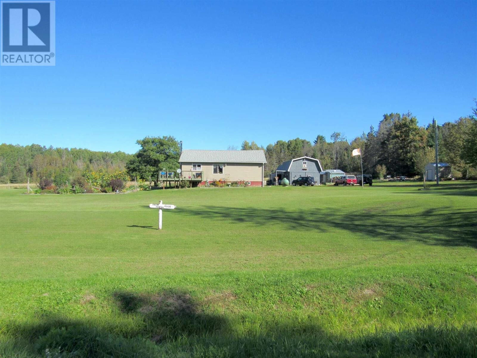 Property Photo:  76 Chiblow Lake Rd  ON P0R 1H0 