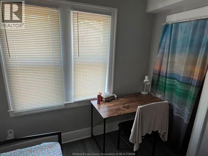 Property Photo:  1616 Wyandotte West 2  ON N9B 1H7 