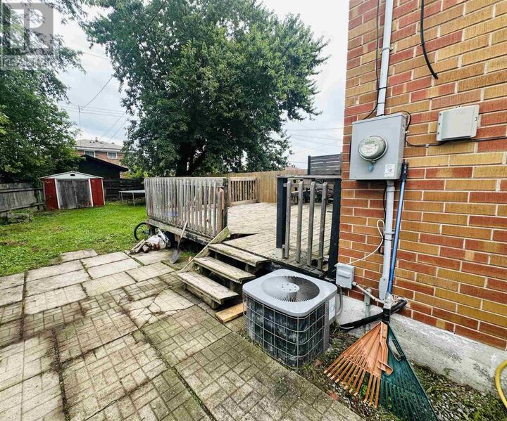 Property Photo:  622 Placid Ave  ON P6B 3M7 