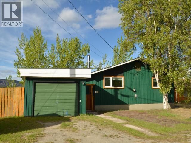 Property Photo:  40 Ogilvie Crescent  YT Y0B 1K0 