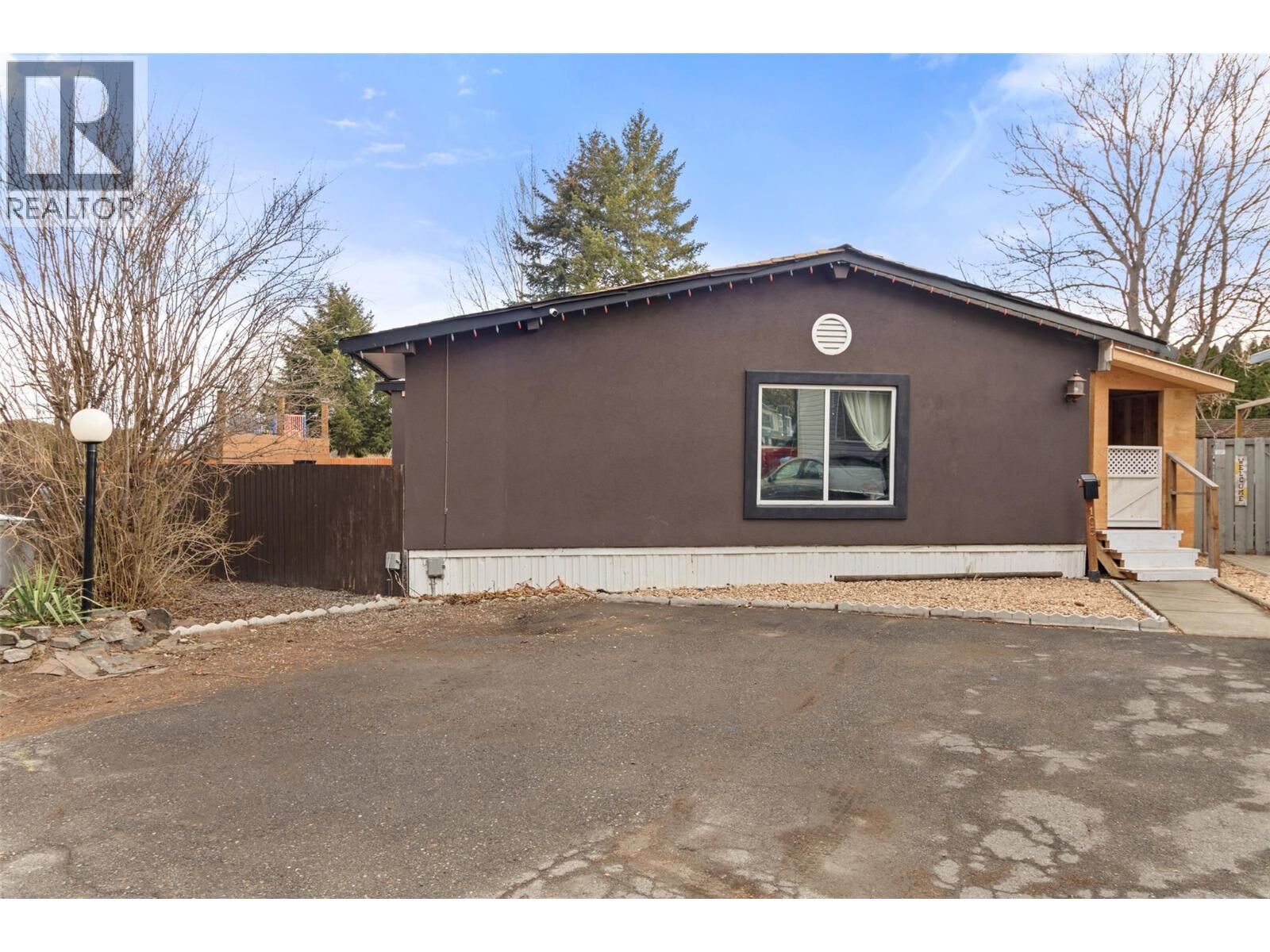 Property Photo:  2401 Ord Road 105  BC V2B 7V8 