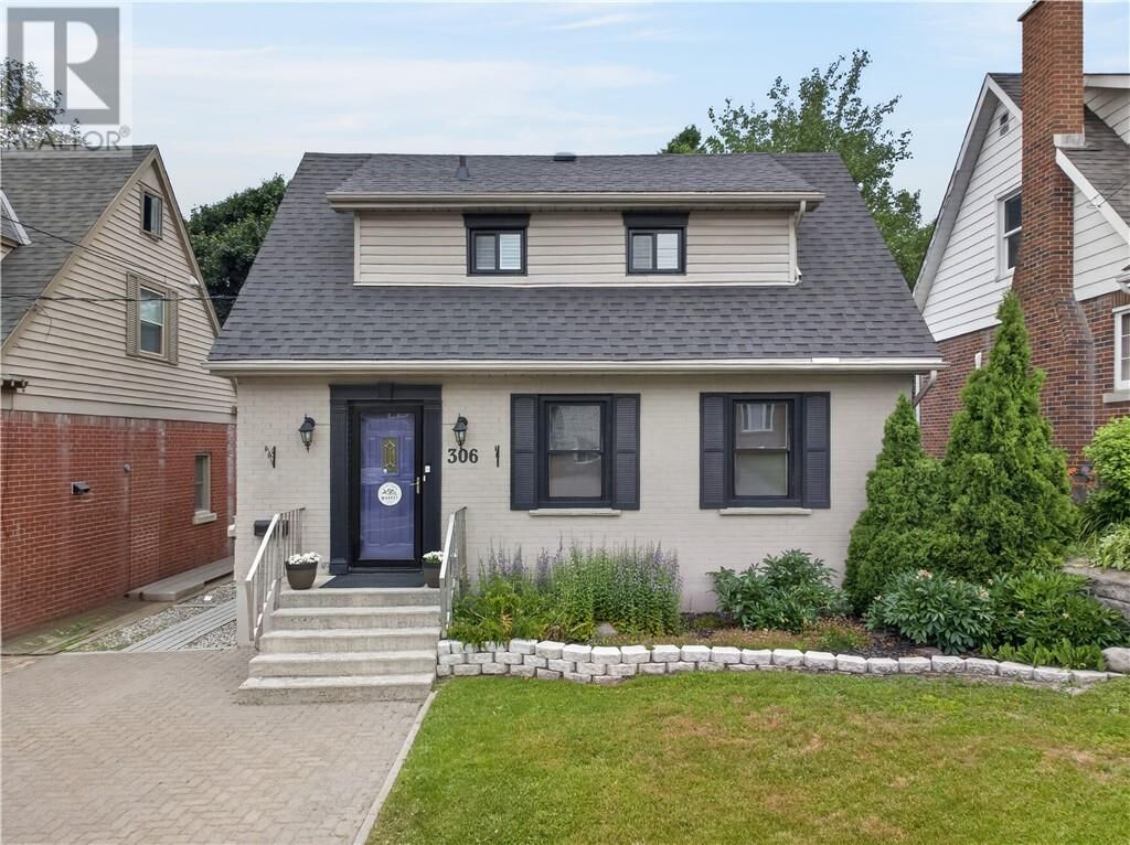 Property Photo:  306 Wembley Drive  ON P3E 1N7 