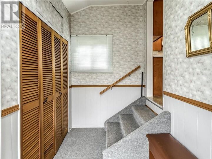 Property Photo:  2650 Falconbridge Highway  ON P3L 1K6 