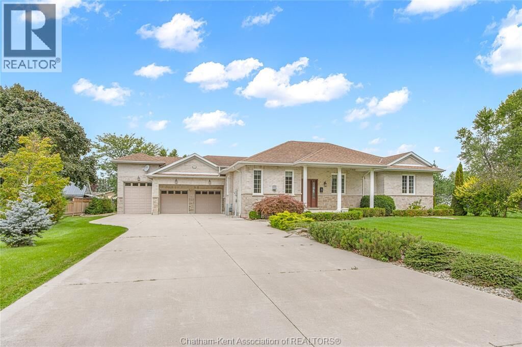 Property Photo:  11507 Lagonda Way  ON N0P 1X0 