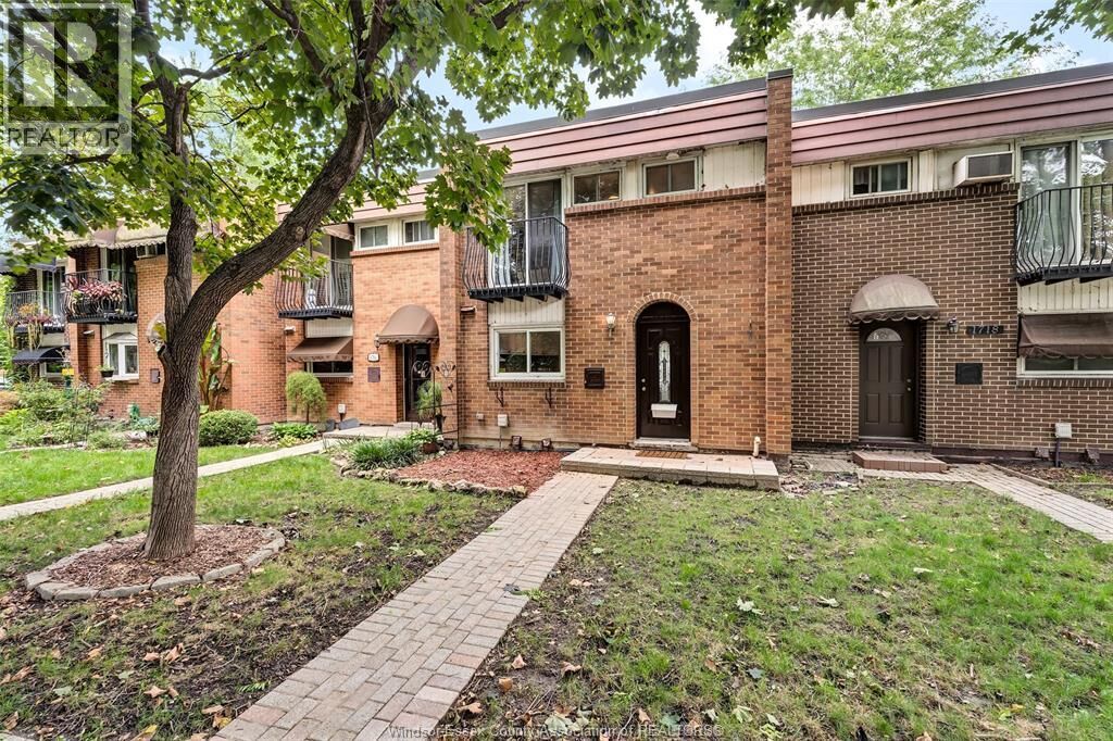 Property Photo:  1716 Eastgate Estates  ON N8T 2T2 