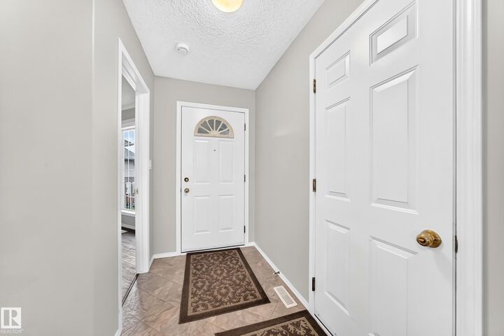 Property Photo:  104 Maisonette Village  AB T9E 6T1 