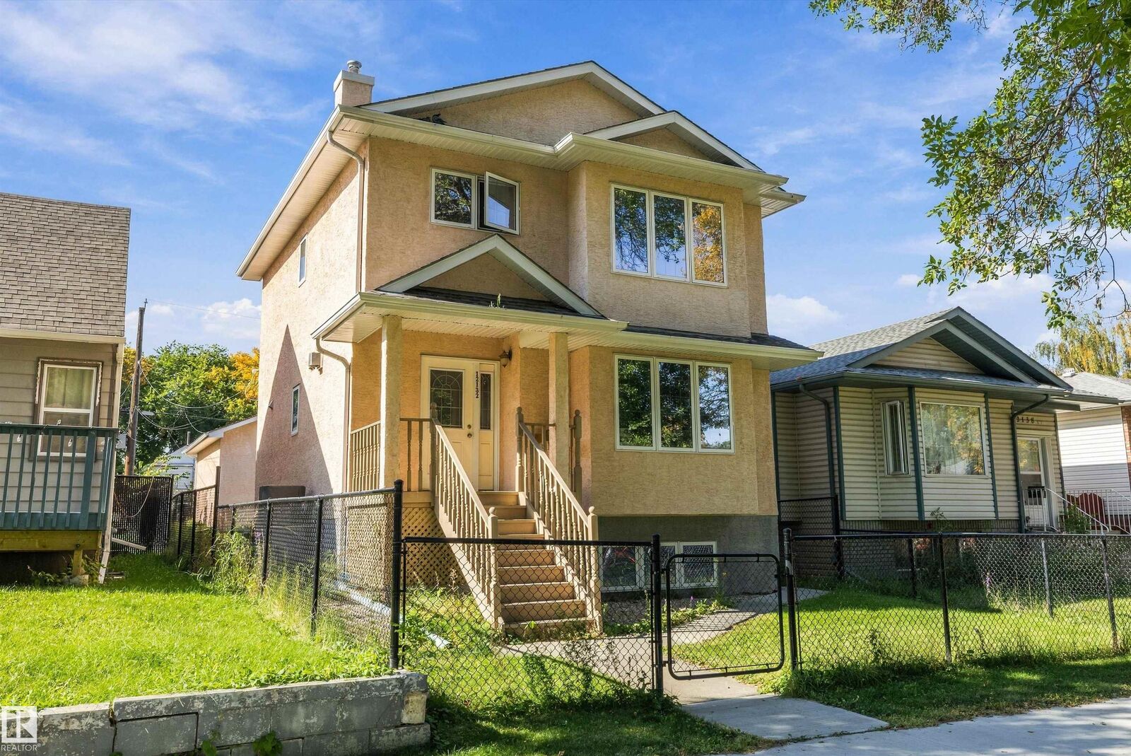 Property Photo:  12132 92 Street NW  AB T5G 1B2 