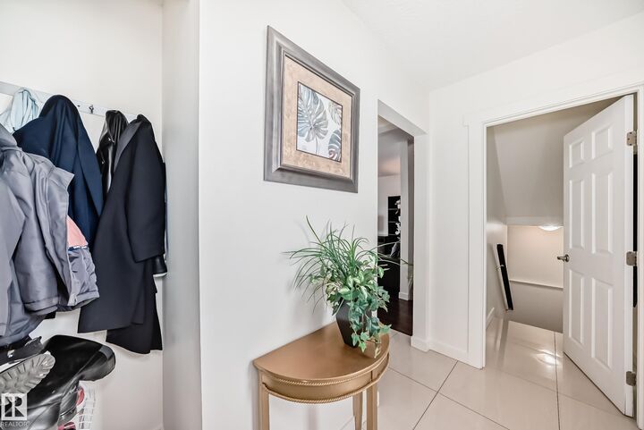 Property Photo:  75 Amberly Court NW  AB T5A 2N9 