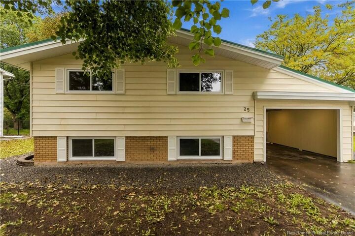 Photo de la propriété: 25 Vista Drive NB E1A 4L6