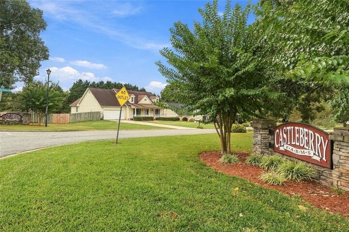 Property Photo:  8225 Wimbledon Court  GA 30506 