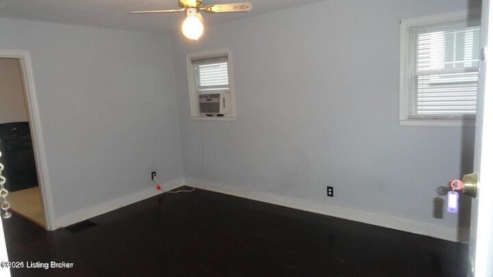 Property Photo: 127 Kennedy Ave 2 KY 40206