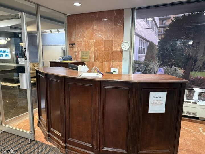 Property Photo:  280 Prospect Ave 5N  NJ 07601 