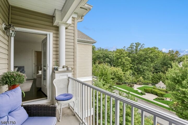 Property Photo:  4309 Hoover Ln 309  NJ 07885 