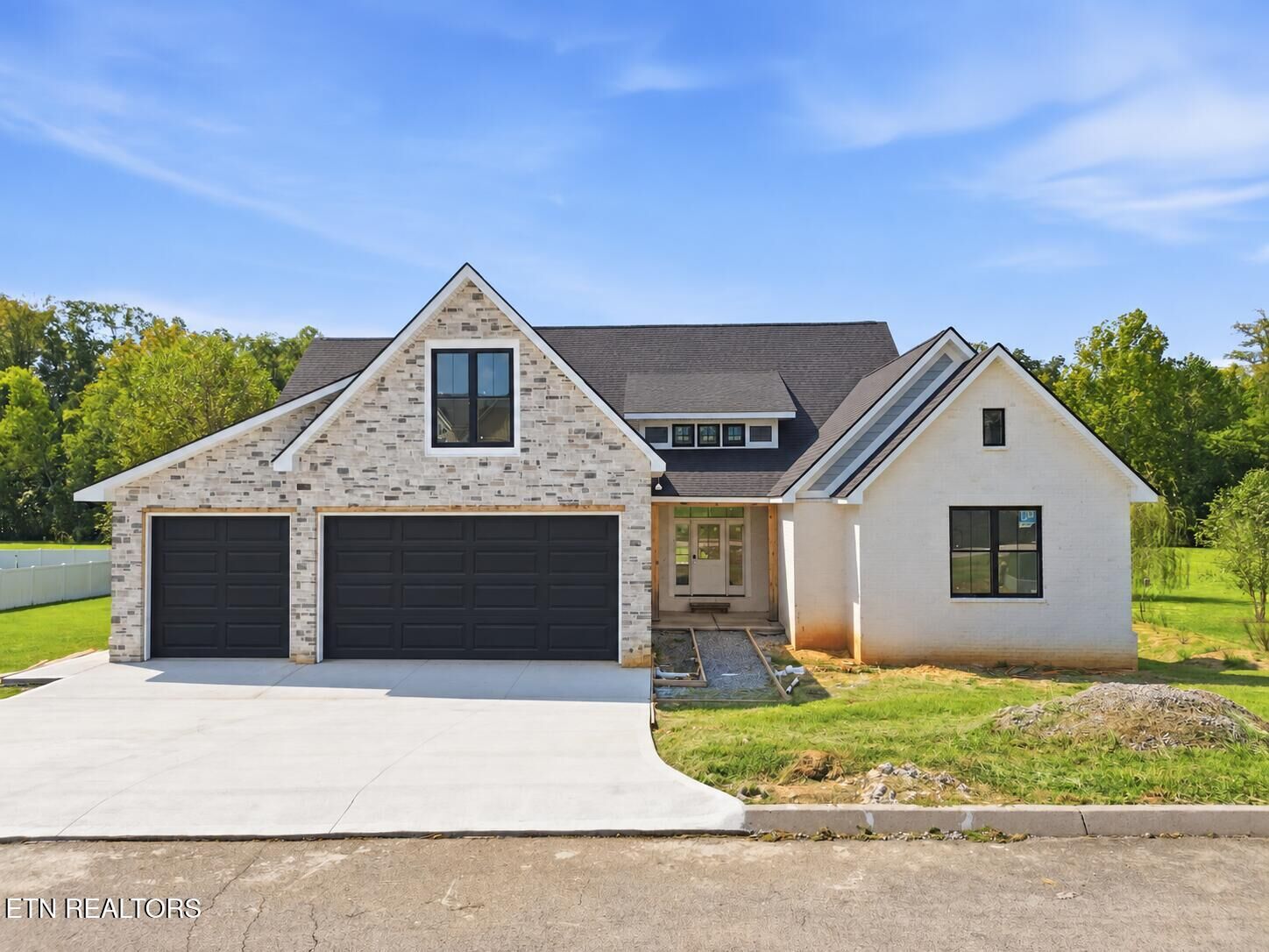 Property Photo:  630 Running Brook Drive  TN 37871 