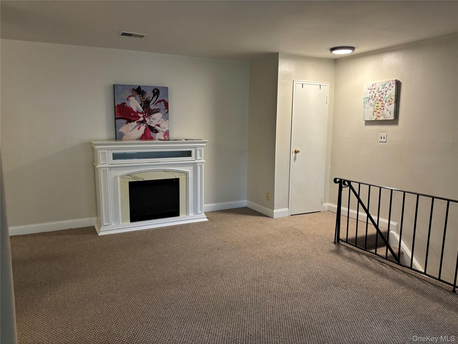Property Photo:  50 El Camino Court 50  NY 11727 