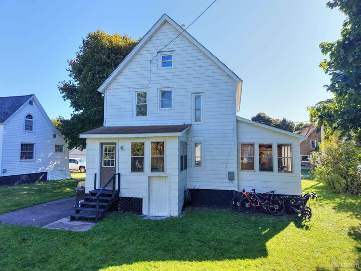 Property Photo:  56405 Liberty Street  MI 49913 