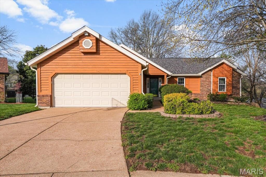 Property Photo: 706 Cedar Bluff Court MO 63021
