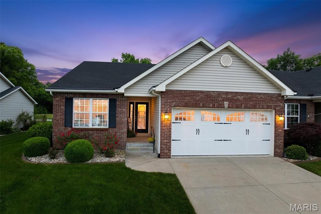 Property Photo:  485 Bandmour Place  IL 62269 