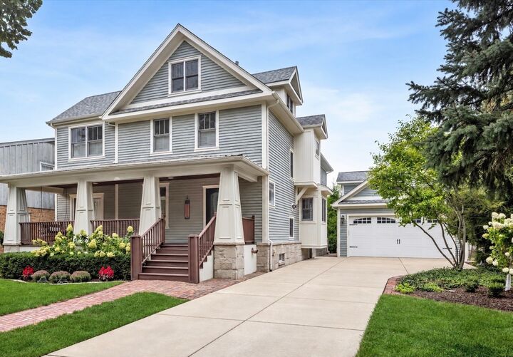 Property Photo: 16 S Monroe Street IL 60521