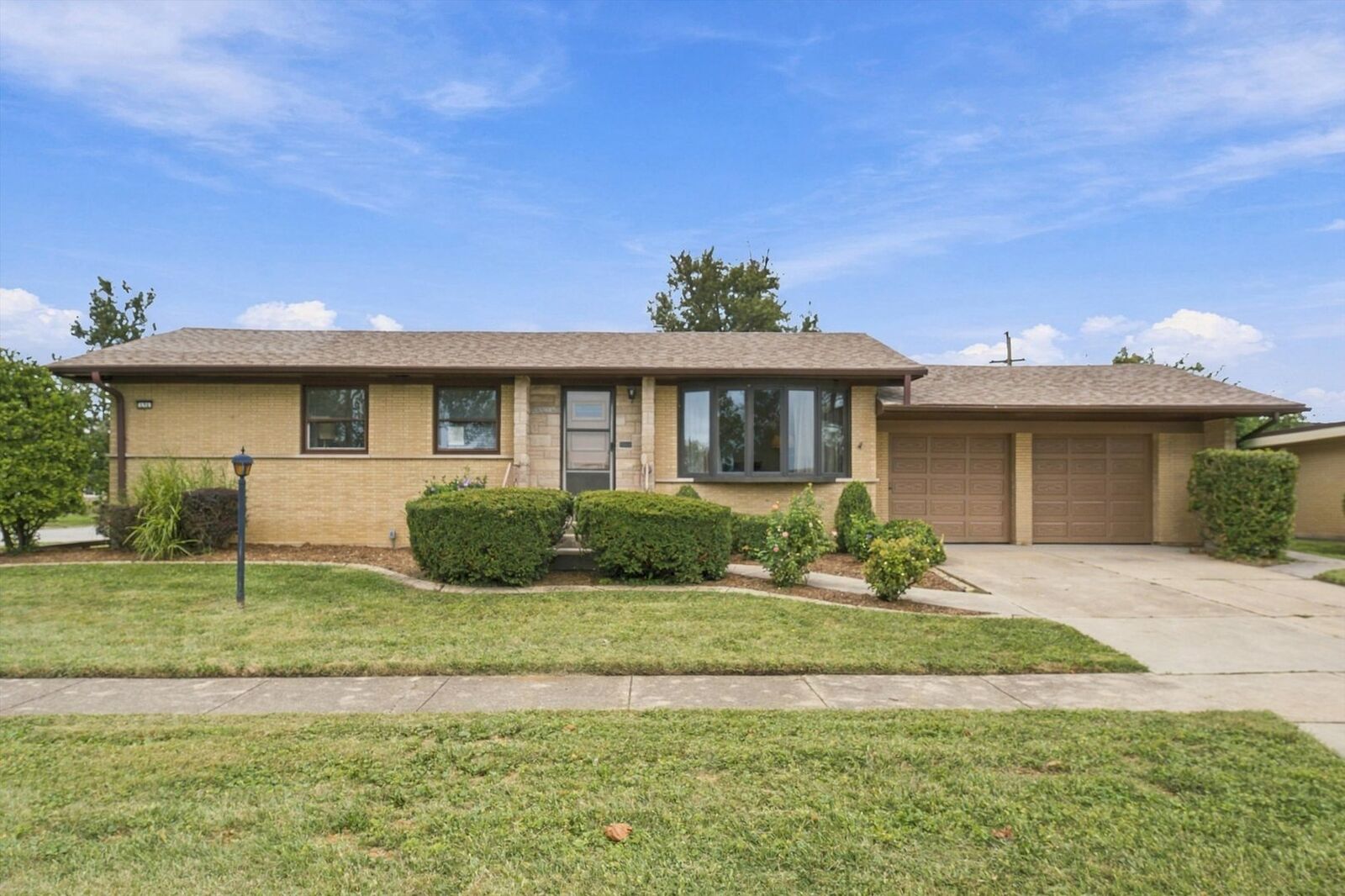 Property Photo: 171 Serena Drive IL 60411