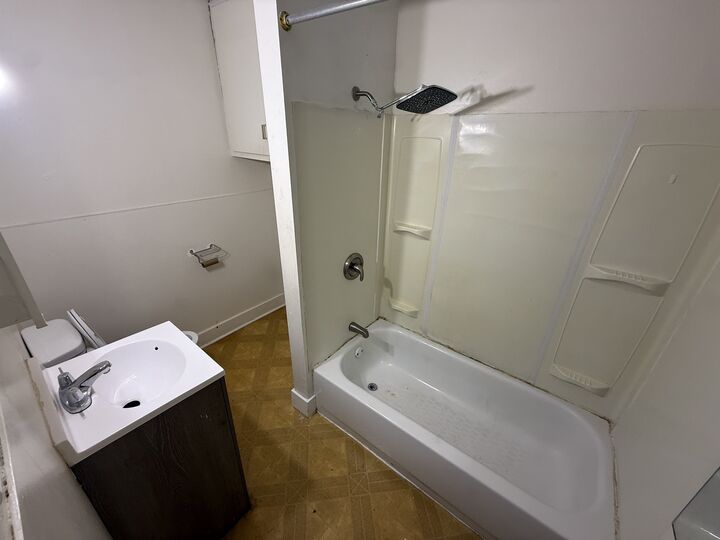 Property Photo: 773 E New York Street B IL 60505