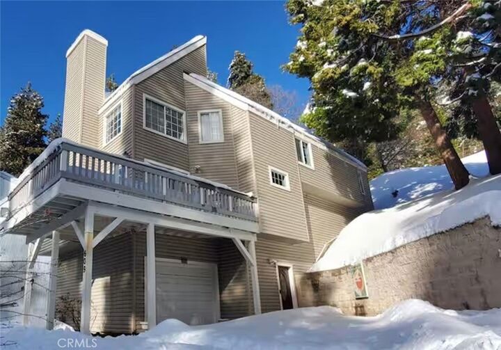 Property Photo: 609 Karenken Pines CA 92317