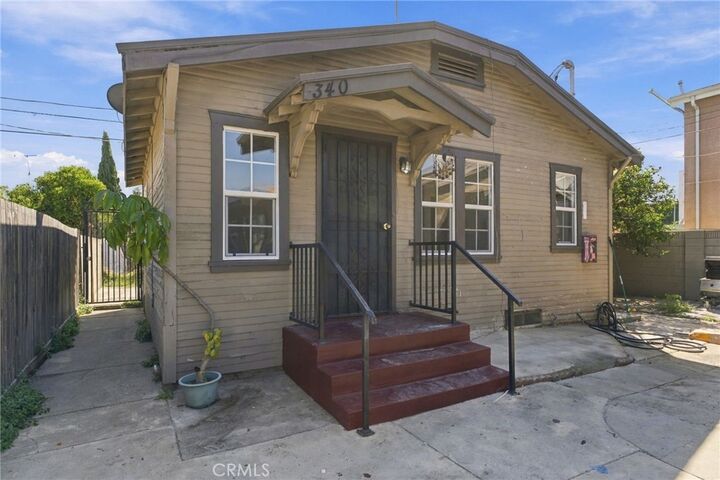 Property Photo:  338 W 74th  CA 90003 