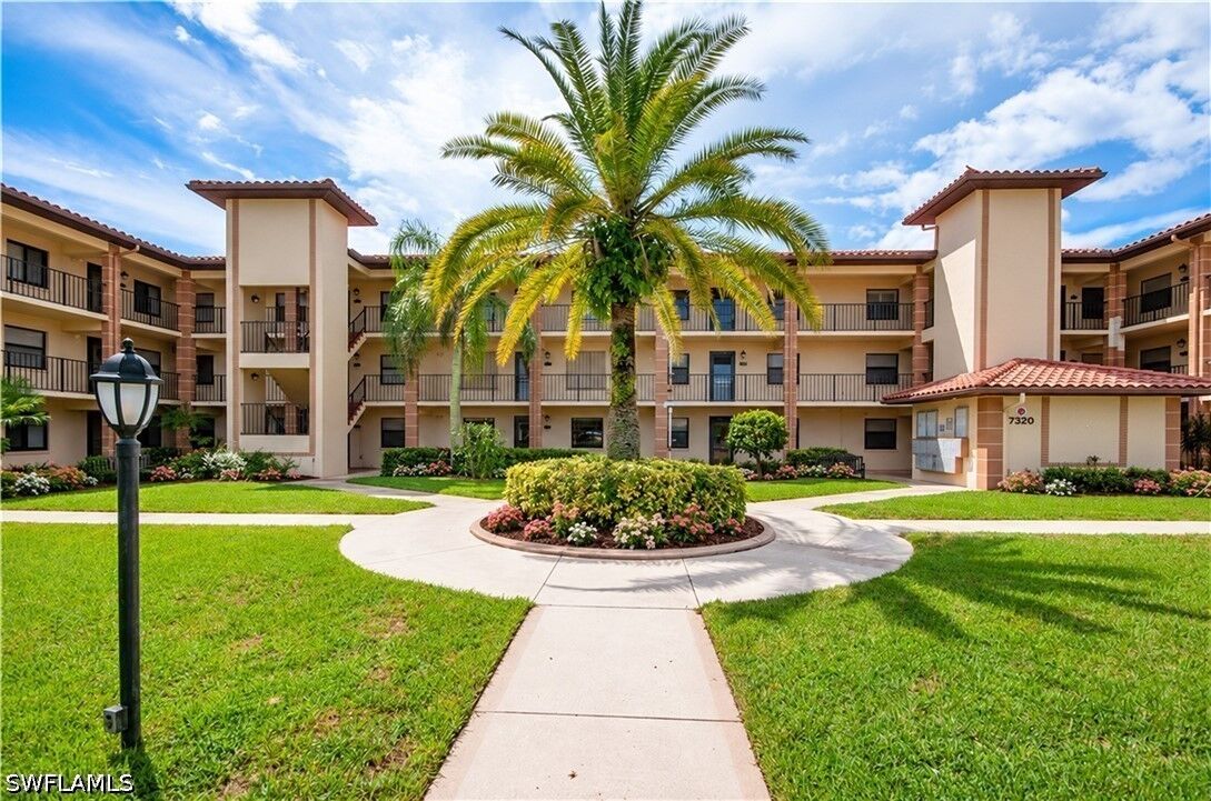 Property Photo: 7320 Province Way 2105 FL 34104