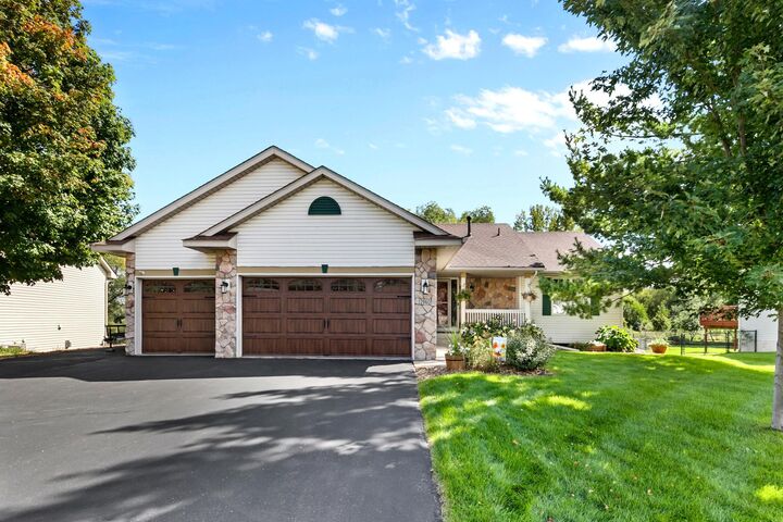 Property Photo:  2960 Rice Creek Parkway NE  MN 55449 