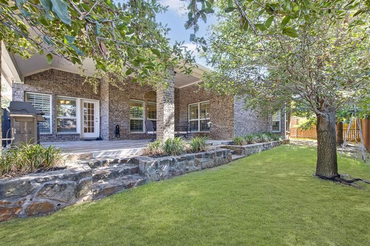 Property Photo: 4112 Red Wolfe Road TX 76208