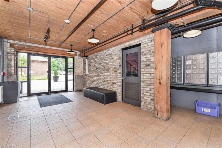 Property Photo:  120 Mansion Street 105  ON N2H 0A1 