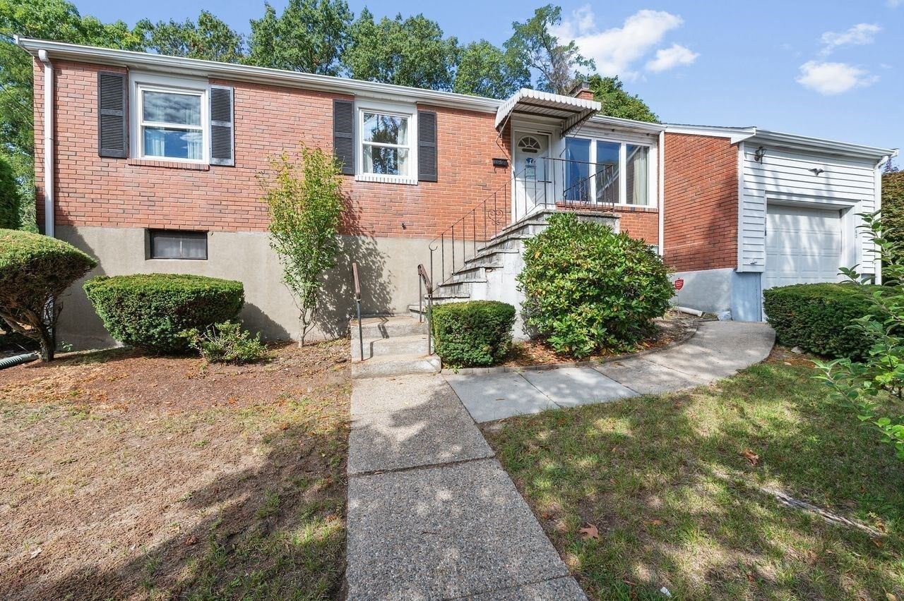 Property Photo: 195 Temple Road MA 02452