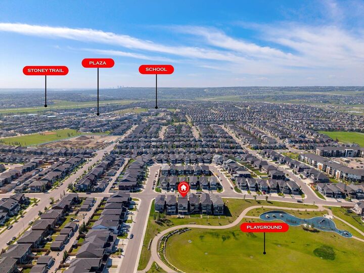 Property Photo: 40 Evansfield Manor NW AB T3P 1J9