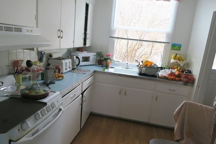 Property Photo:  139 1 Street S  AB T0L 1G0 