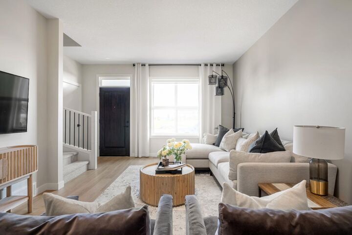 Property Photo:  8432 Homestead Avenue NE  AB T3J 5V3 