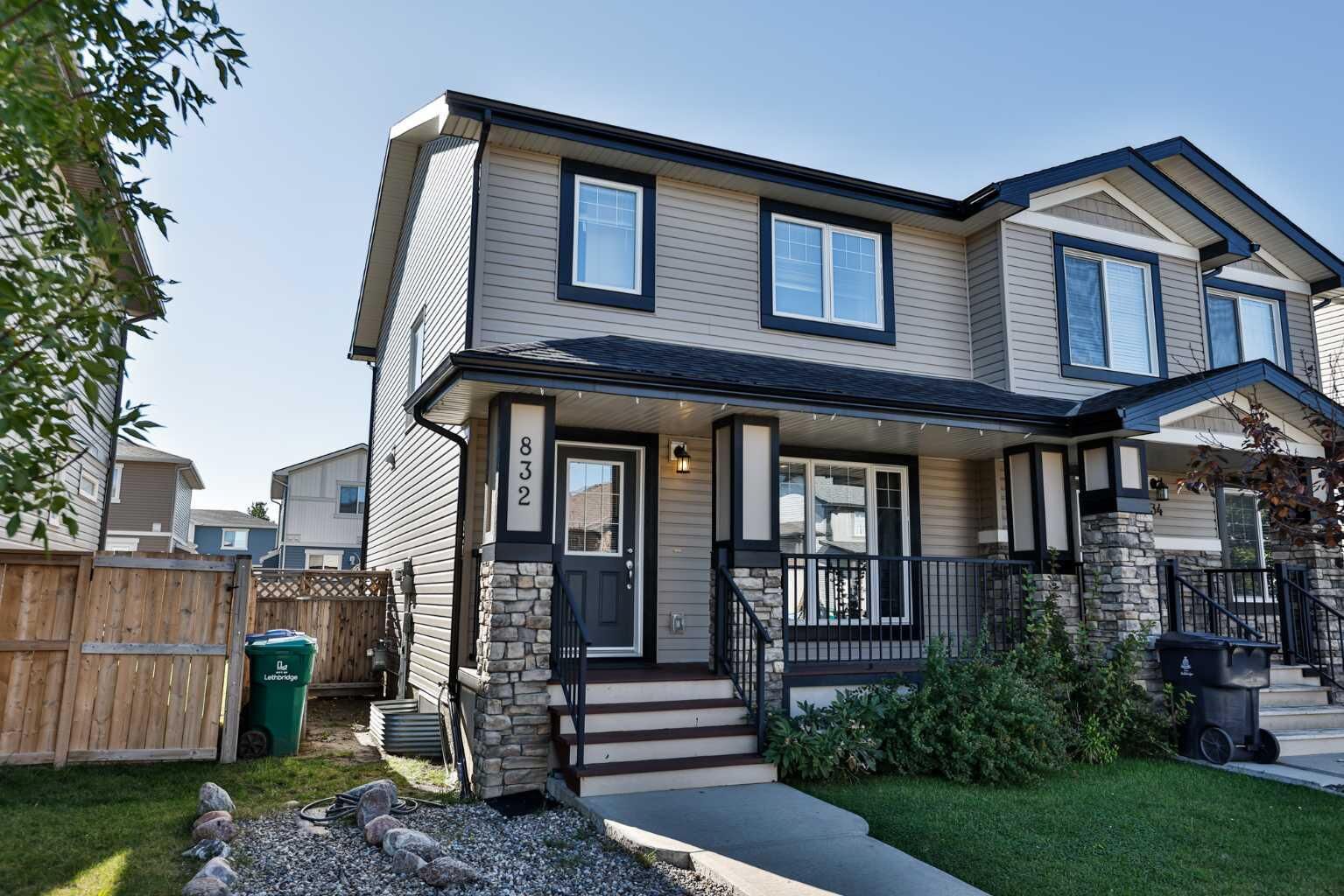 Property Photo:  832 Silkstone Close W  AB T1J 5C6 