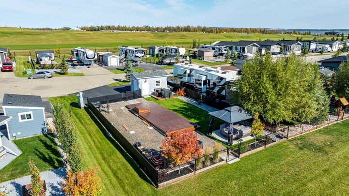 Property Photo:  41019 Range Road 11 155  AB T0C 0J1 