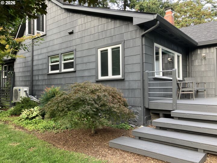 Property Photo:  2207 32nd St  WA 98671 