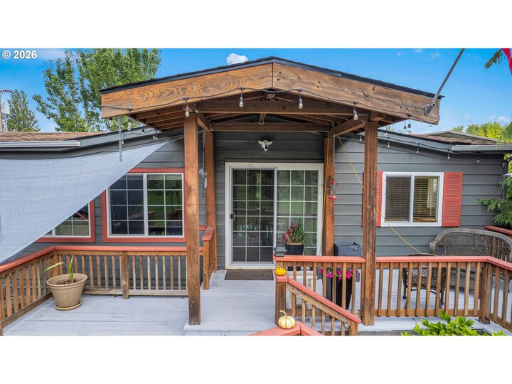 Property Photo: 11798 NE Carl Rd OR 97071