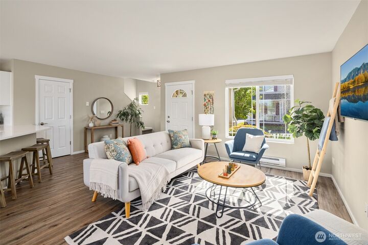 Property Photo: 33712 SE Gove Street 5 WA 98065