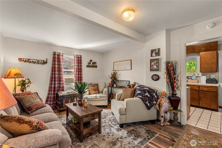 Property Photo: 96 Fuller St. WA 98801