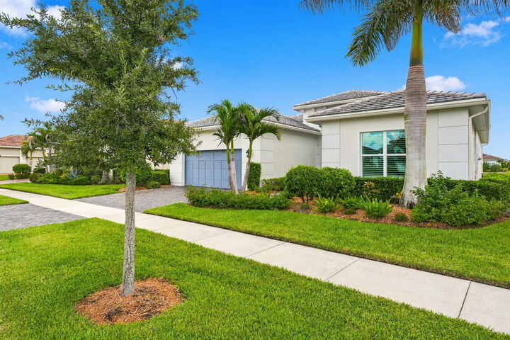 Property Photo: 8711 SW Flutto Way FL 34987