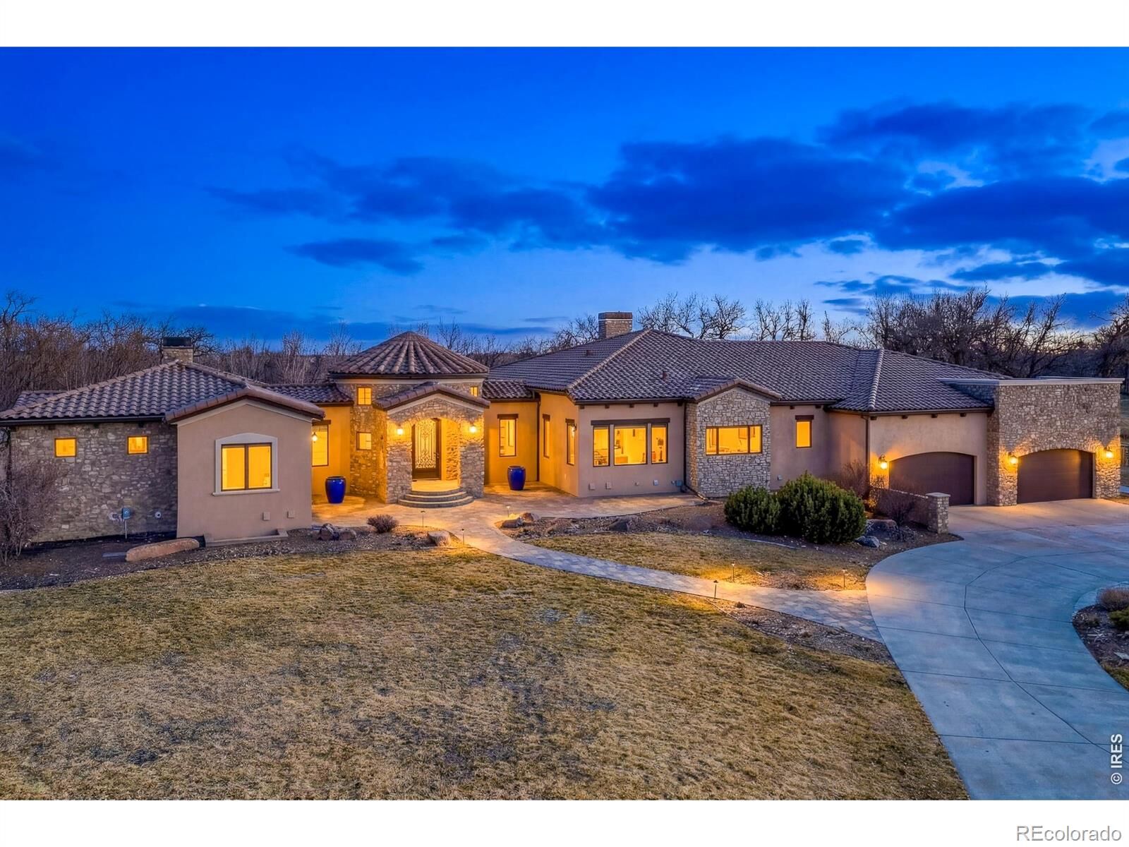 Property Photo:  2102 Shoreside Drive  CO 80513 