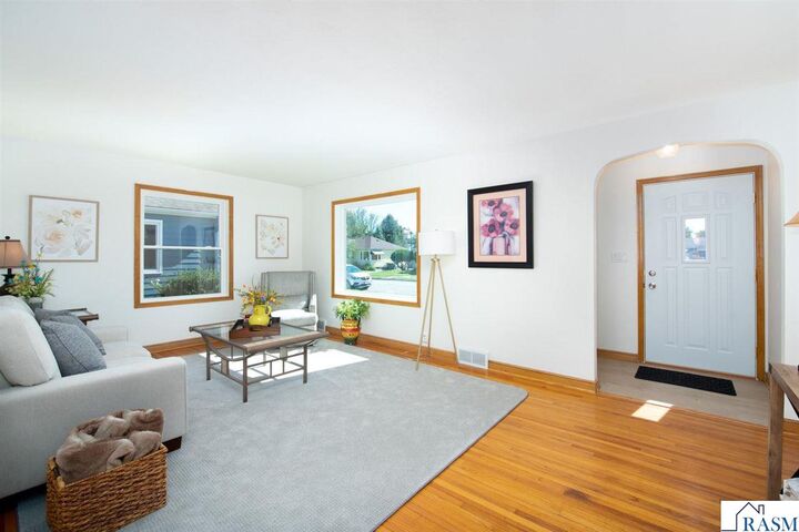 Property Photo: 332 Harrison Avenue MN 56003