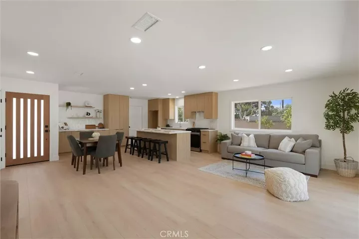 Property Photo:  6501 Pickett  CA 92845 