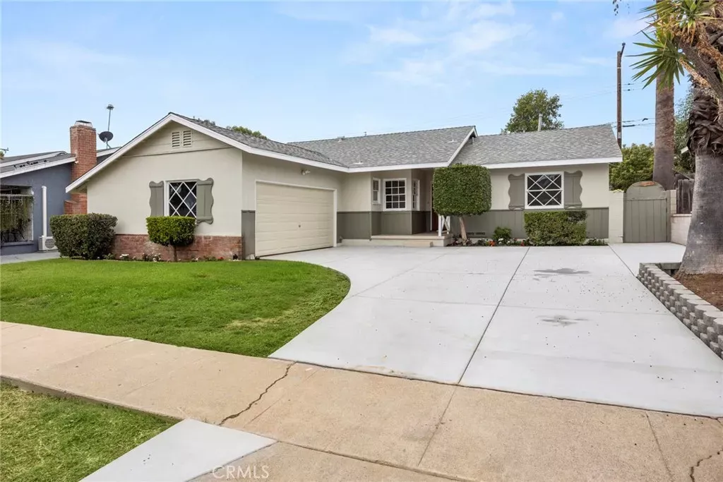 Property Photo:  401 N Colfax  CA 90631 